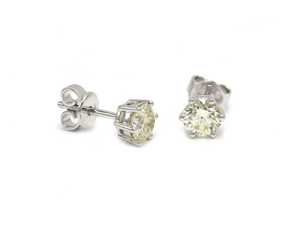 Picture of Earrings E-34927-WG